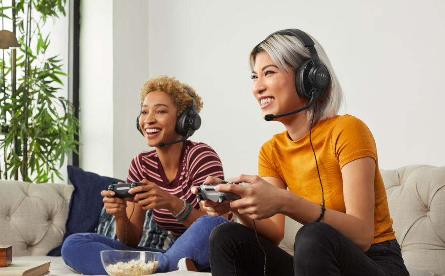 JBL Quantum 200 Speel in het hart van je game met de JBL QuantumSOUND Signature - Image